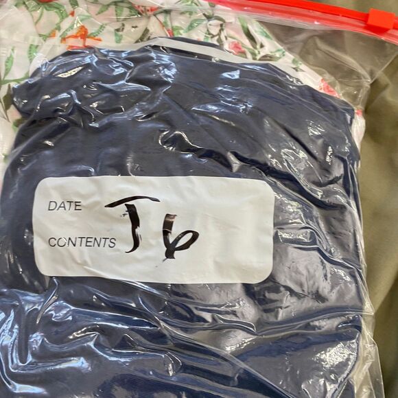 Zara womens cotton crewneck sweater sweatshirt floral velvet design grunge L - Picture 8 of 8